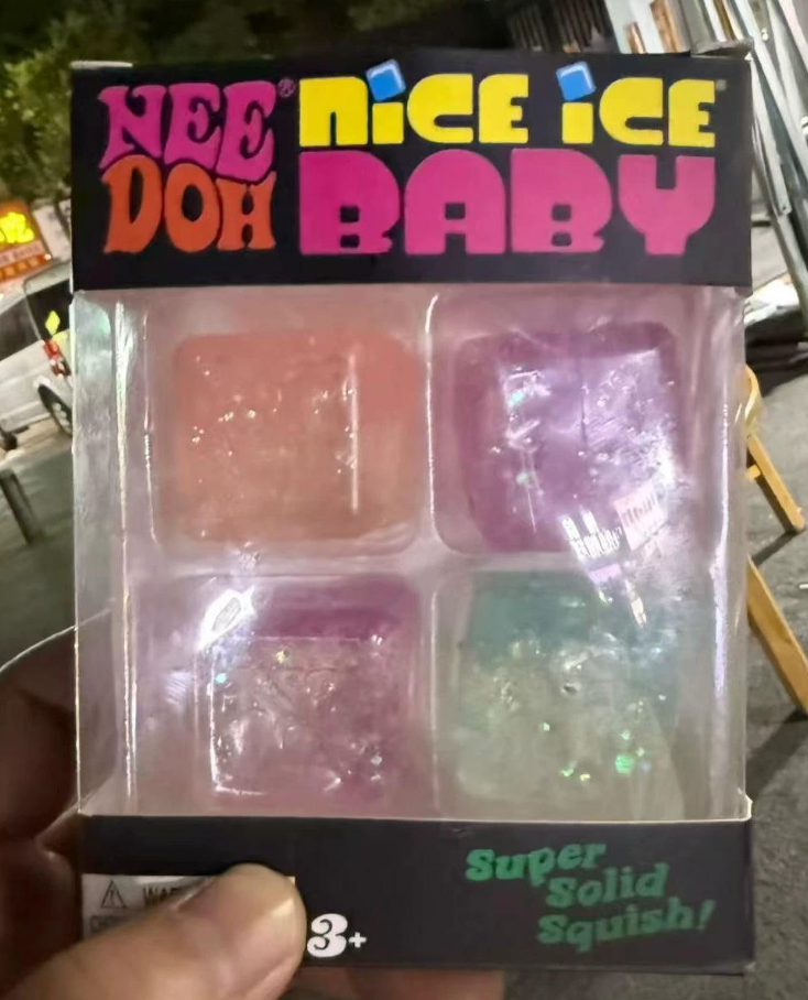 4 pack needoh gold sprinkles